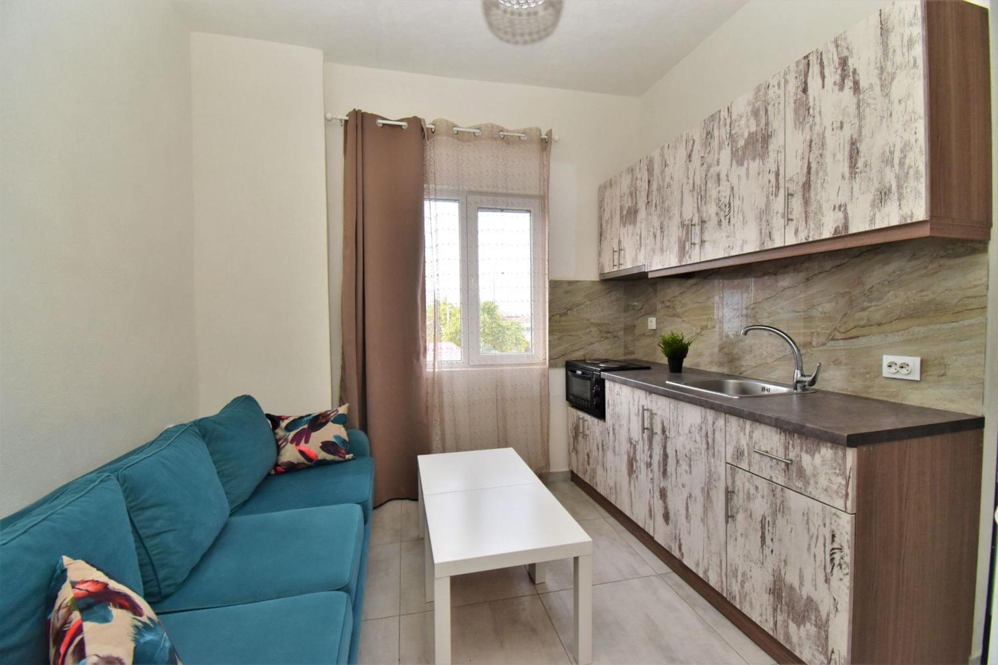 Miki Apartment *