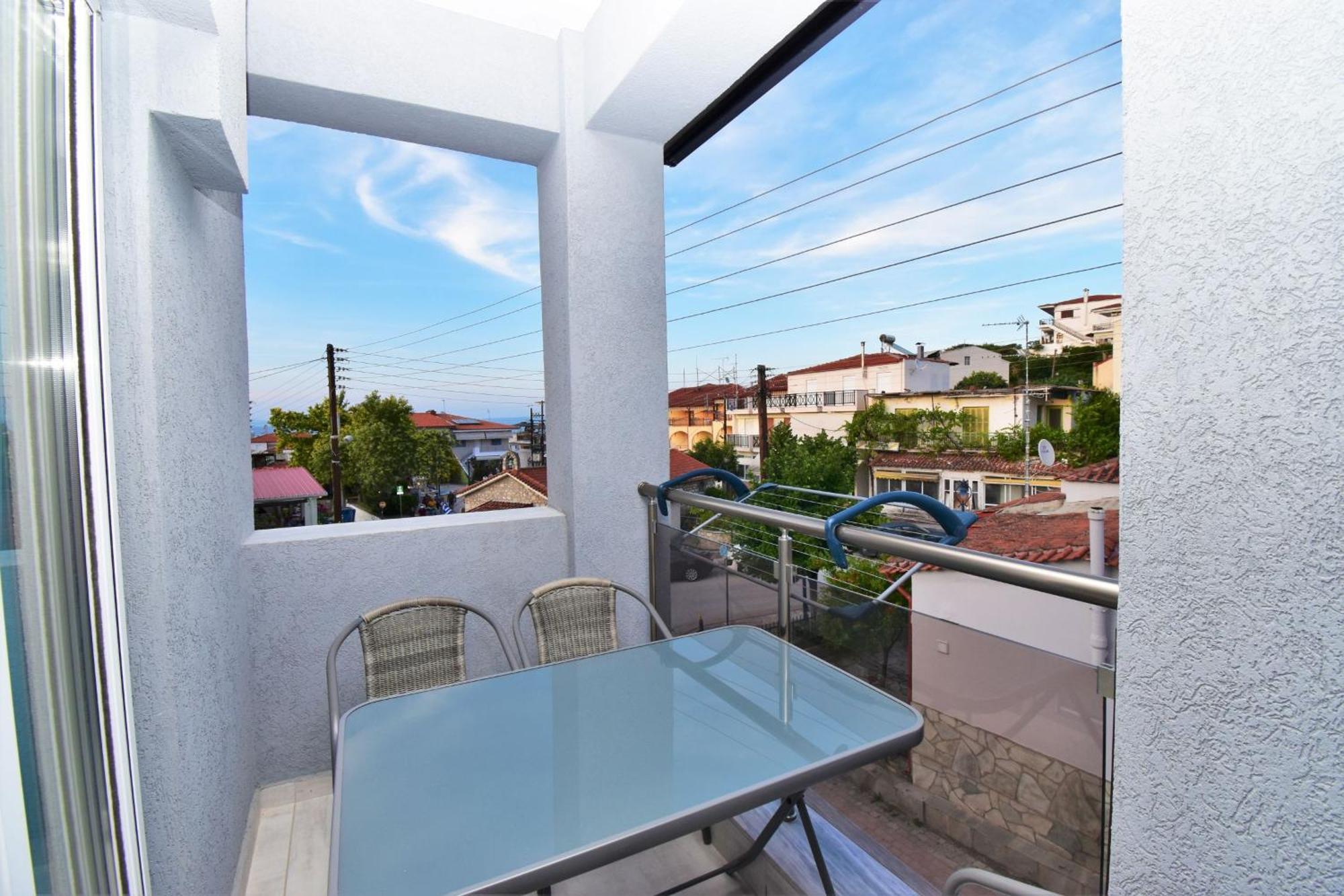 Apartment Miki Polychrono