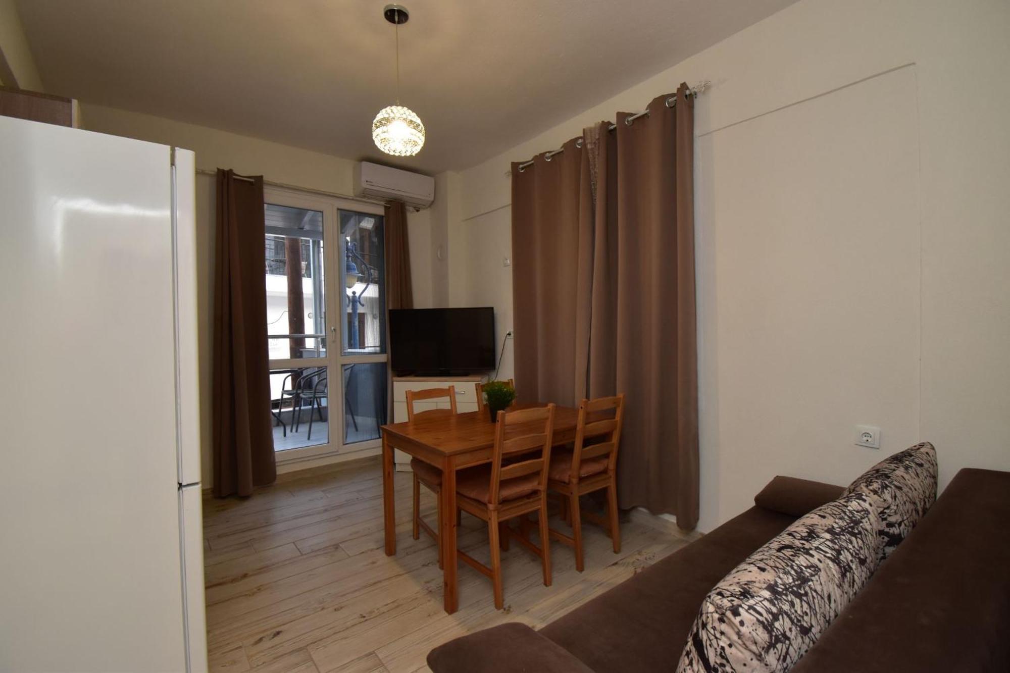 Apartment Miki Polychrono